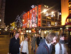 Christmas in Oxford Circus Wallpaper