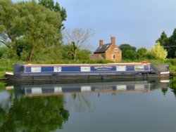 An appropriate name for the narrowboat Wallpaper