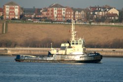 River Tyne Tug, Rowangarth Wallpaper