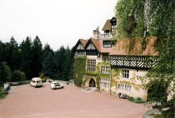 A picture of Cragside Wallpaper