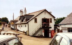 Foxton Locks pub Wallpaper