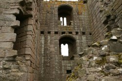 Dunstanburgh Castle Wallpaper