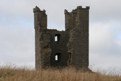 Dunstanburgh Castle Wallpaper