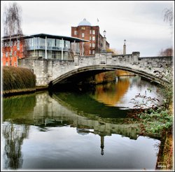 Whitefriars Bridge Wallpaper