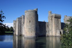 Bodiam Castle Wallpaper