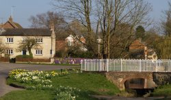 Village Green, Thornborough, Bucks Wallpaper