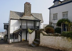 Clovelly, small village... Wallpaper