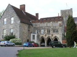 Cathedral Close, Winchester Wallpaper