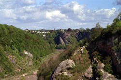 Scene from the Clifton Suspension Bridge. Wallpaper