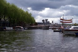 Another of the many bridges on the Avon. Wallpaper