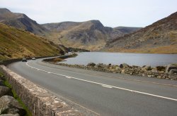 Llyn Ogwen Wallpaper