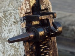 Lock gate mechanism, Oxford Canal, Marston Doles, Warwickshire Wallpaper