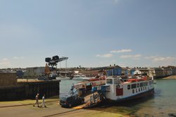 East Cowes Chain Ferry and Shipyard Crane  - May 2009 Wallpaper