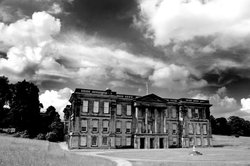 Calke Abbey black and white Wallpaper