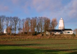 Eastbank Lighthouse, Sutton Bridge Wallpaper