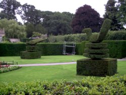 Topiary at Longleat Wallpaper