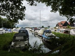 River Thurne Wallpaper