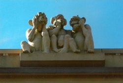 The Three Wise Monkeys in Waterloo Park Norwich. Wallpaper