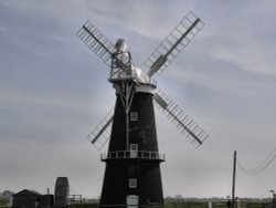 Reedham Berney Arms Windmill Wallpaper