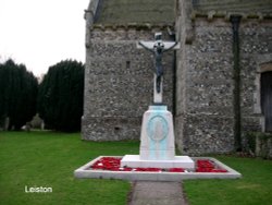 Leiston, War Memorial Wallpaper