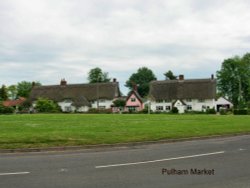 Pulham Market Village Green. Wallpaper