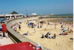 Lowestoft beach Wallpaper