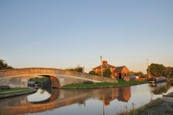 Barbridge Canal Junction with Shropshire Union Canal - Aug 09 Wallpaper