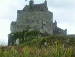 Castle near Oban Wallpaper