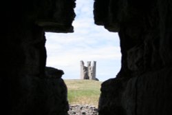 A crumbling Tower from a crumbling Tower Wallpaper