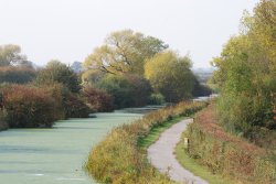 Grantham Canal Wallpaper