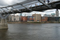 Millennium Bridge over the Thames Wallpaper