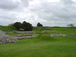 Old Sarum Wallpaper