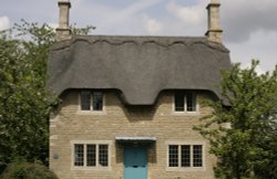 Village cottage Wallpaper