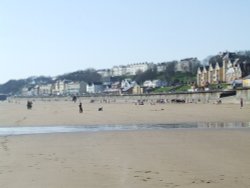 The beach at Filey Wallpaper