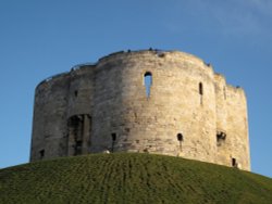 Clifford's Tower, York Wallpaper