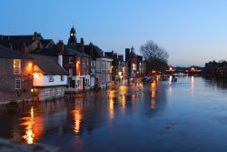 Flooded Kings Arms Pub Wallpaper