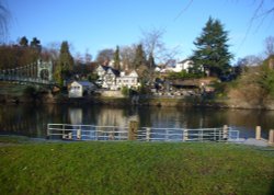 View on the Severn from the park Wallpaper