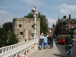 Summer day in York. Wallpaper