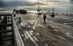 Figure on Victoria Pier Wallpaper