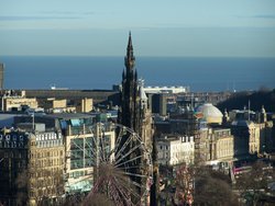 The Scott Monument in Princes Street Wallpaper