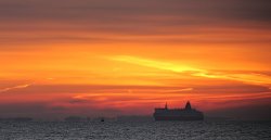 Sunrise on the Humber Wallpaper