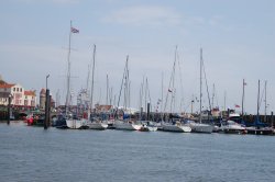 Scarborough Harbour Wallpaper