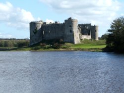 Carew Castle, Pembrokeshire Wallpaper