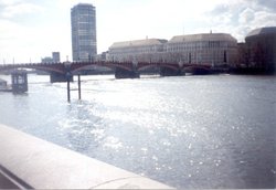 Lambeth Bridge, London 1996 Wallpaper