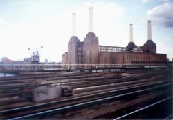 Battersea Power Station, London, 1996 Wallpaper