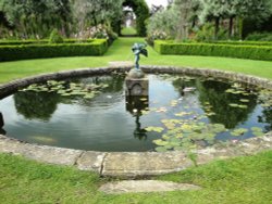 The gardens at Castle Howard Wallpaper