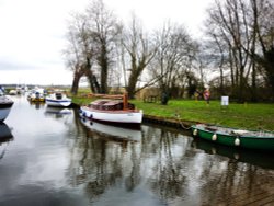 Upton Staithe Wallpaper