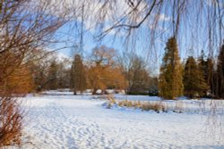 Winter at Thwaite Hall Wallpaper