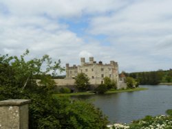 Leeds Castle Wallpaper