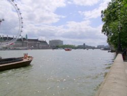 River Thames Wallpaper